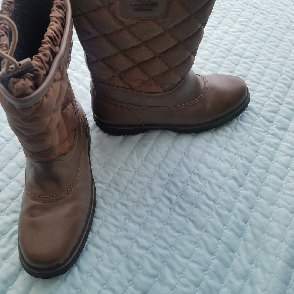 New! Extra warm Coach Snow Boots, size 6.5M - Picture 6 of 7